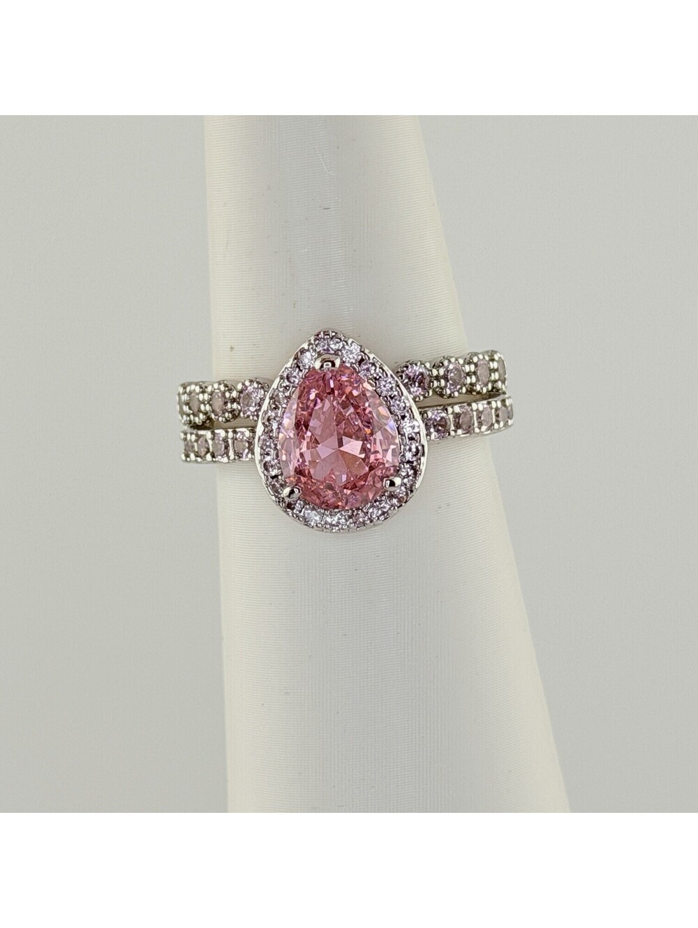 Bomb Party Ring Sz 9 RG65675 "It’s A Moment To Remember" Rose Quartz on Rhodium